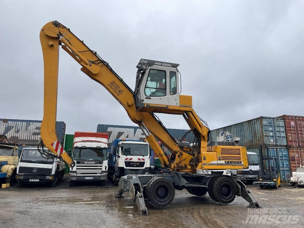 Liebherr A 924 B Waste / industry handlers