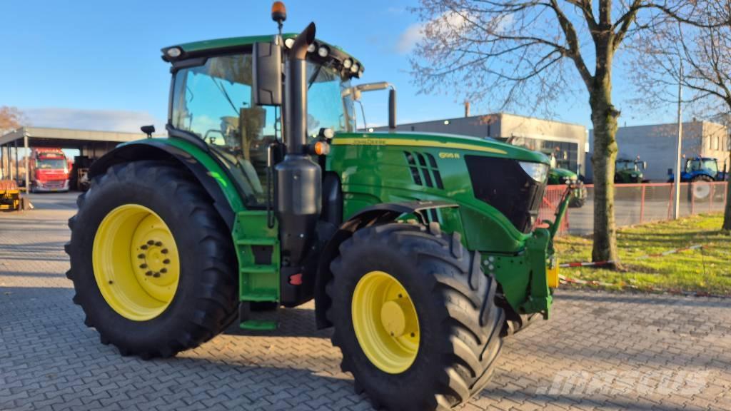 John Deere 6195 R Tractoren