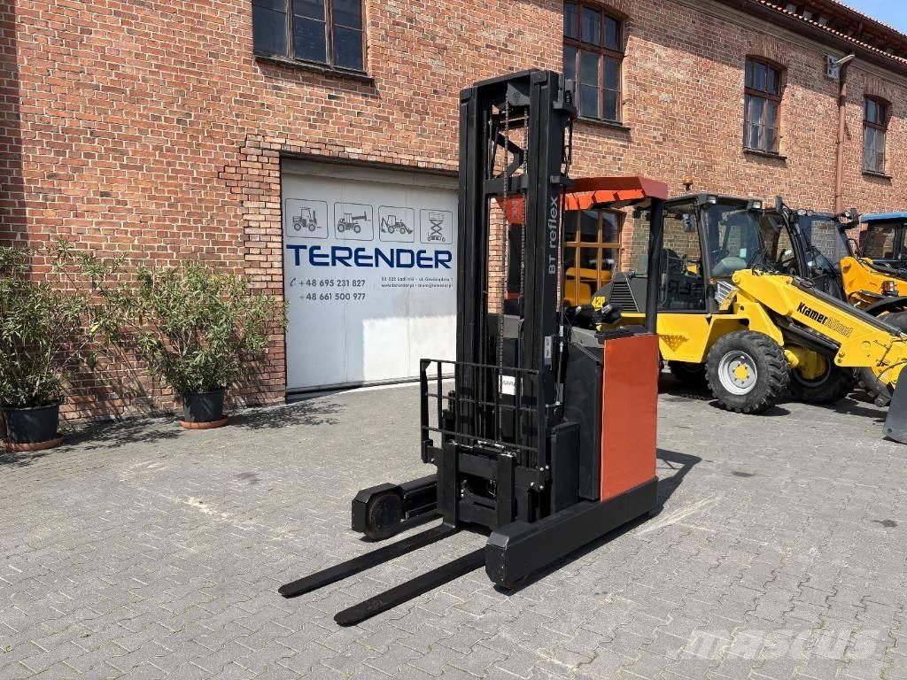 Toyota RRE 140 Reachtruck voor hoog niveau