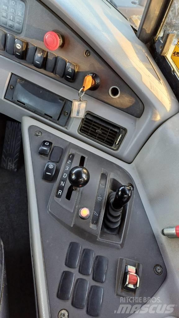 Volvo A 25 F Knik dumptrucks