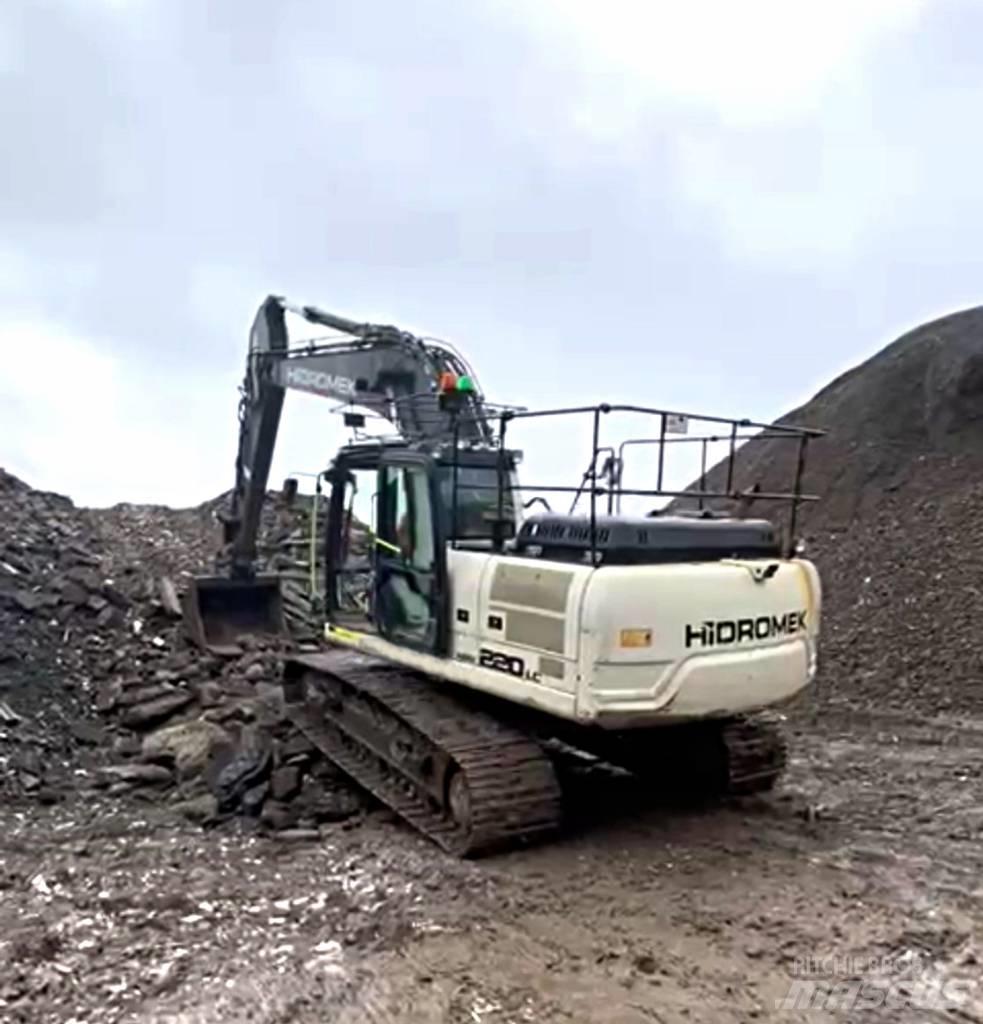 Hidromek HMK 220 LC Rupsgraafmachines