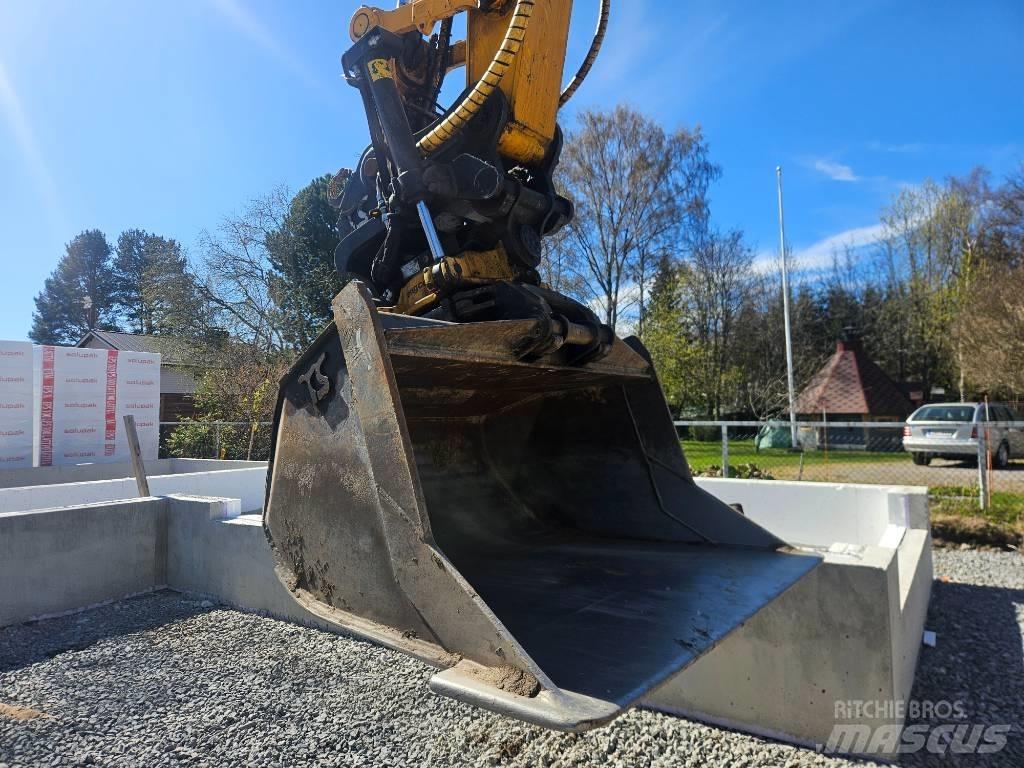 JCB 245 XLR Rupsgraafmachines