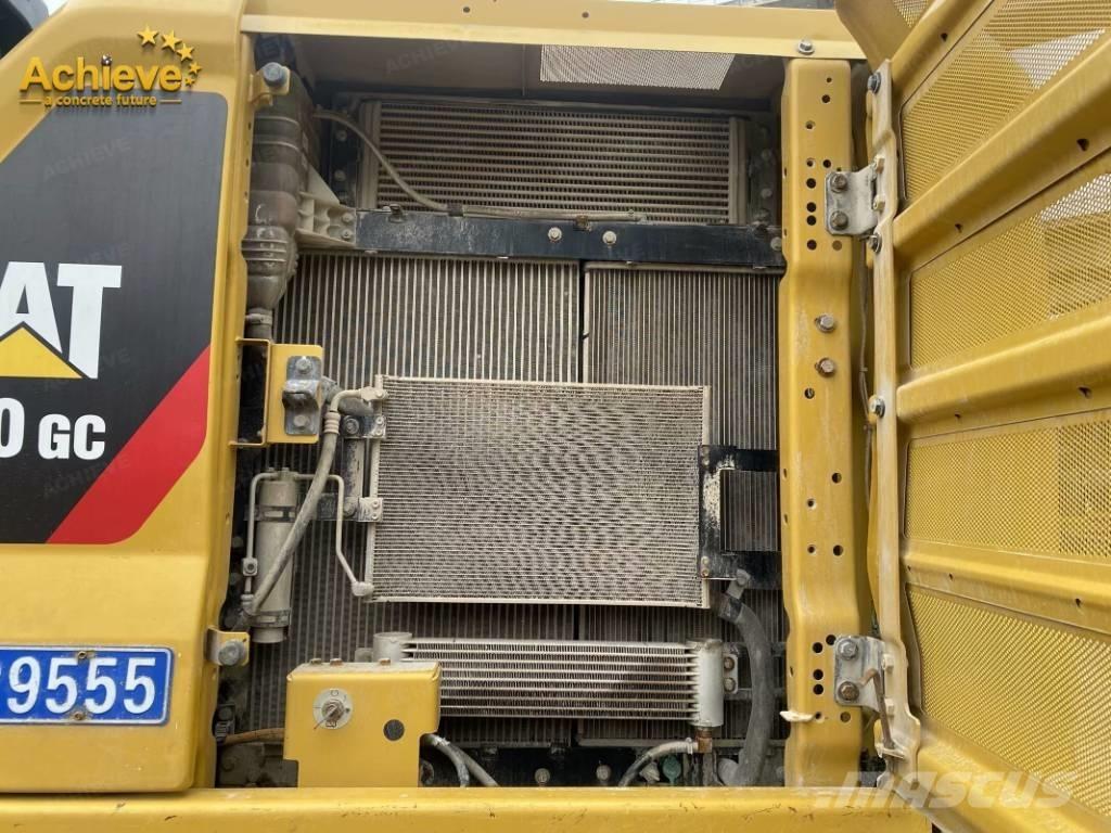 CAT 320GC Rupsgraafmachines