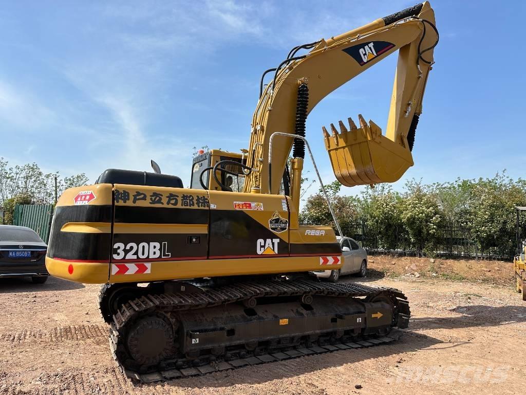 CAT 320 B L Rupsgraafmachines