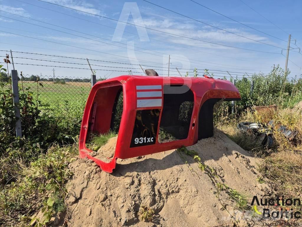 Komatsu 931XC Transport - Anderen
