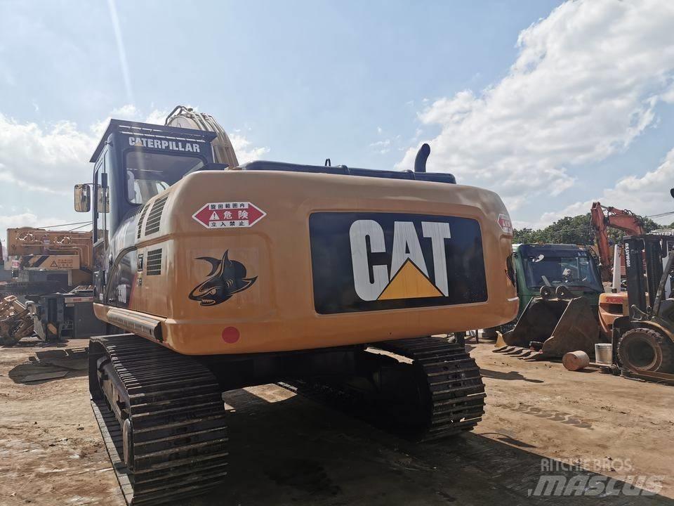 CAT 330 D L Rupsgraafmachines