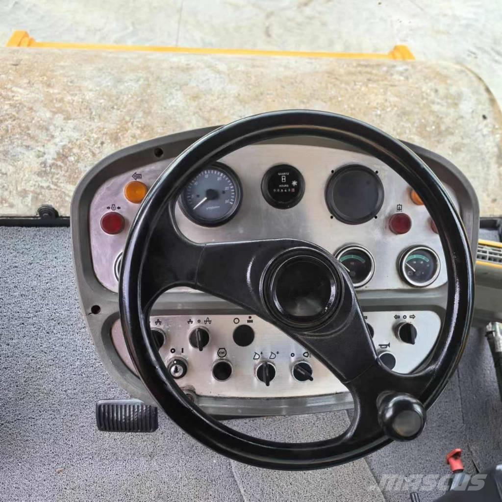 XCMG XS 223 J Trilrolwalsen