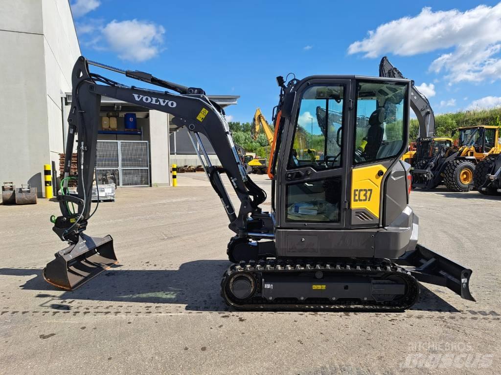 Volvo EC 37 F Minigraafmachines < 7t