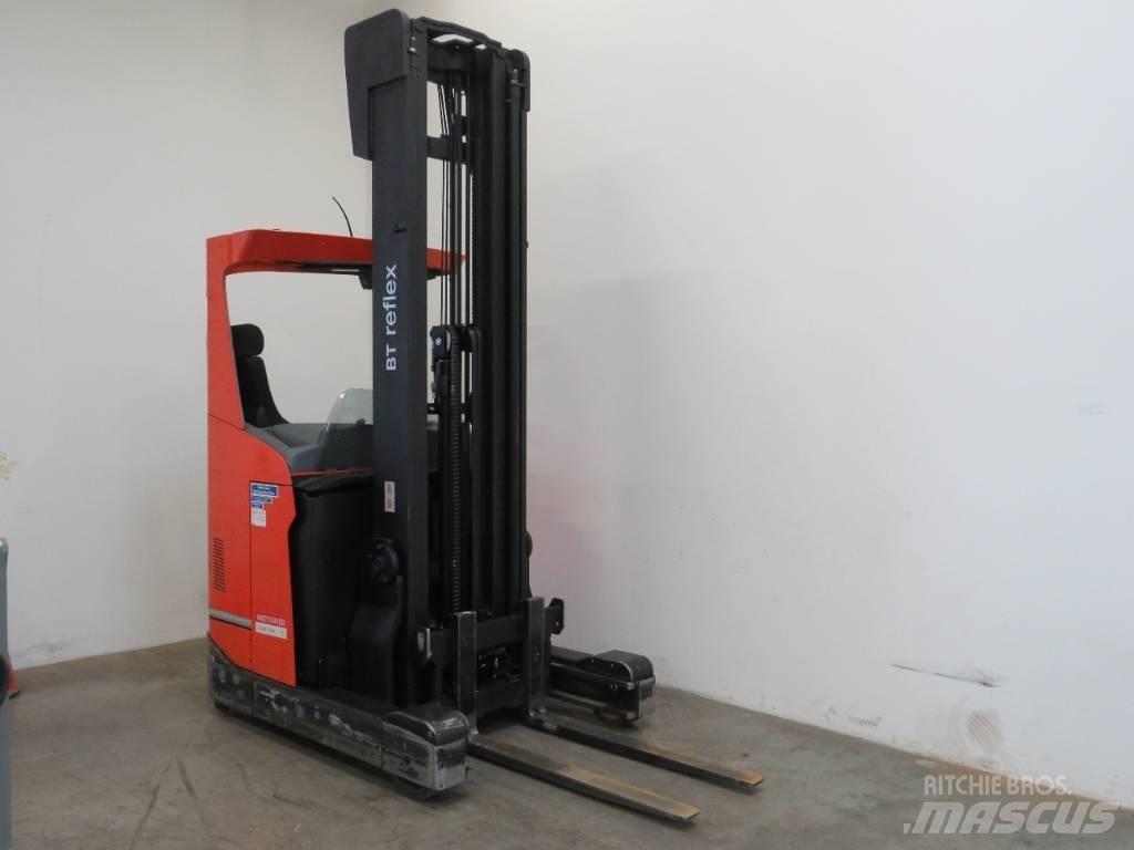 BT RR E 160 HE Reachtruck voor hoog niveau