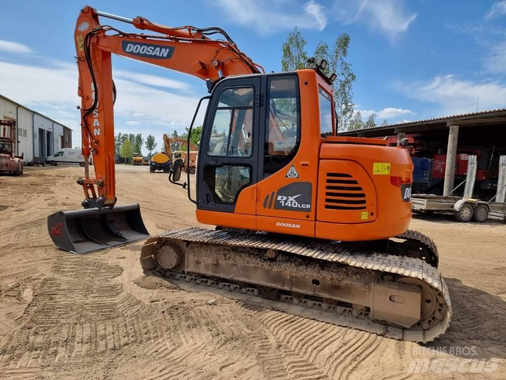 Doosan DX 140 LC-3 Rupsgraafmachines