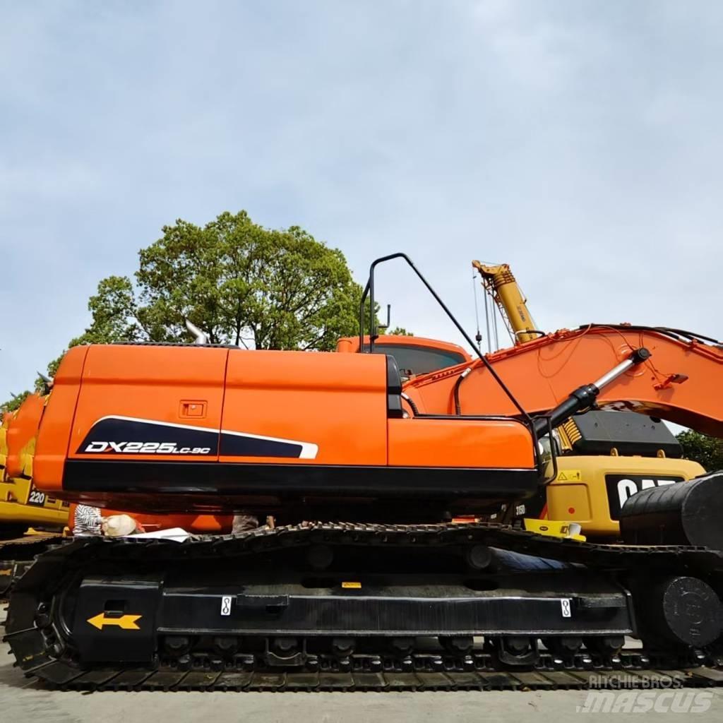 Doosan DX 225 LC Rupsgraafmachines