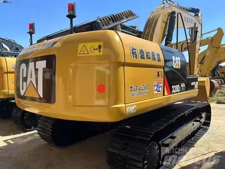 CAT CAT320D2 Midigraafmachines 7t - 12t