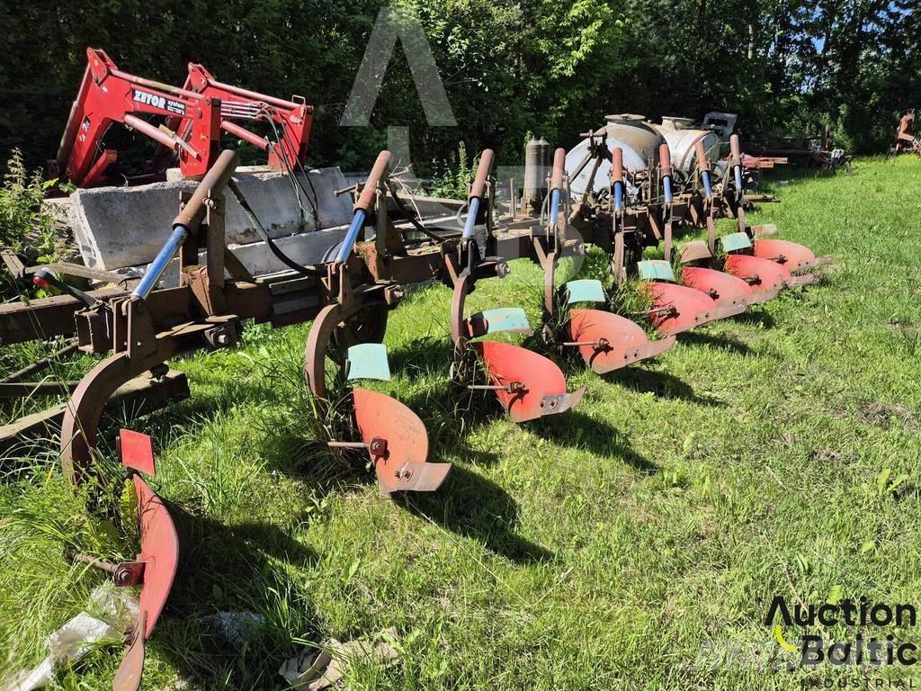  Onbekend Plow Wentelploegen