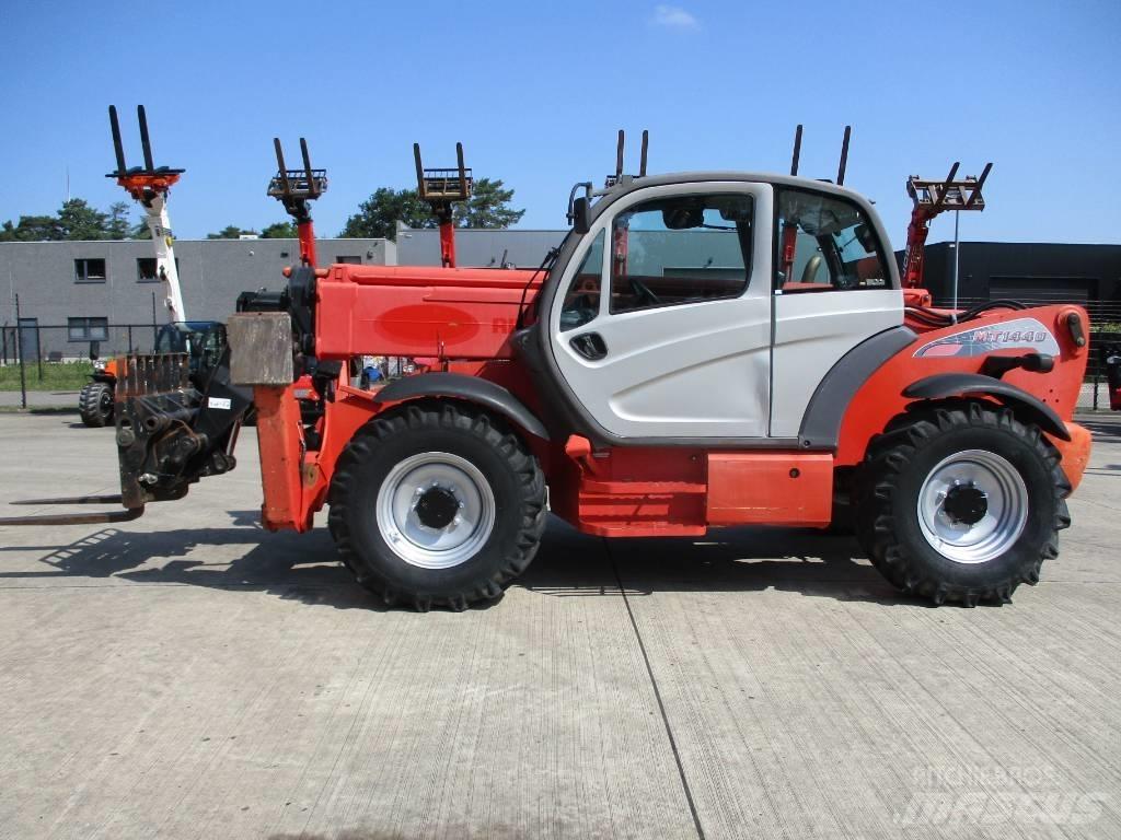 Manitou MT 1440 (157) Verreikers