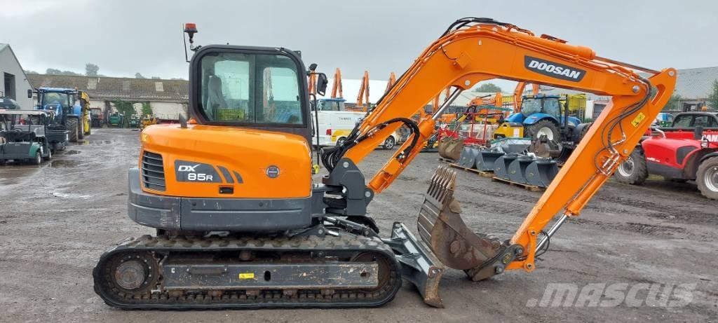 Develon DX 85 R-3 Minigraafmachines < 7t