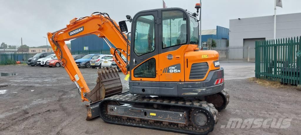Develon DX 85 R-3 Minigraafmachines < 7t