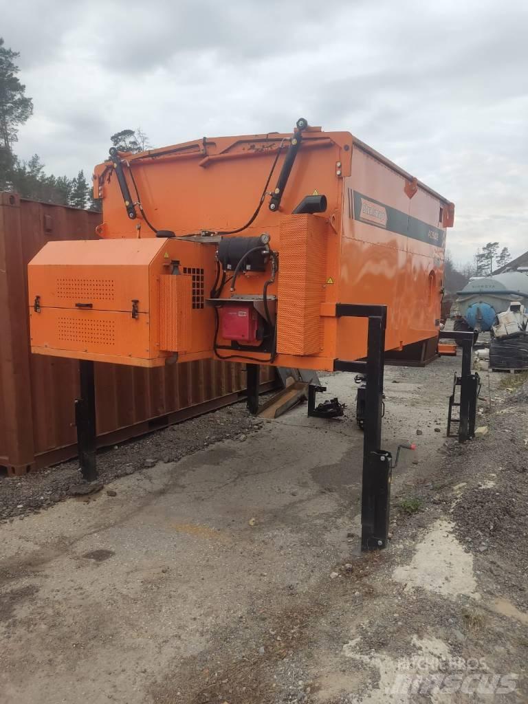 Strassmayr AC 9000 E Asfalt-thermo-container
