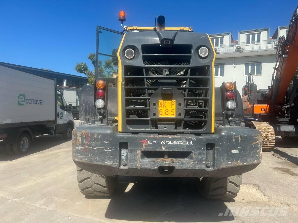 Komatsu WA 320-8 Laden en Lossen - overige