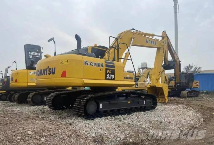 Komatsu 220-8K Rupsgraafmachines