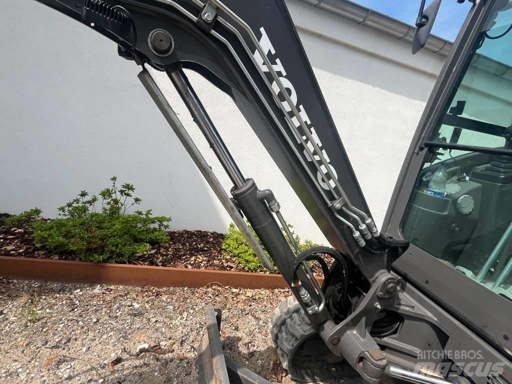 Volvo ECR 25 D Minigraafmachines < 7t