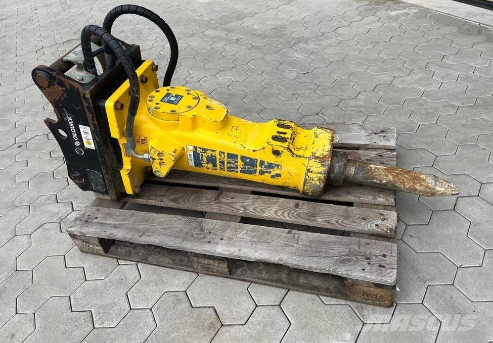 Epiroc SB302 Vergruisbakken