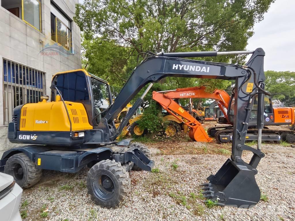 CAT R60W Wielgraafmachines