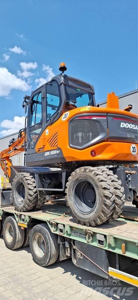 Doosan DX 100 W-7 Wielgraafmachines
