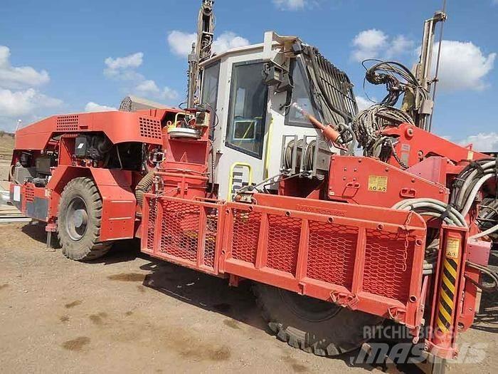 Sandvik DS511-C Surface drill rigs