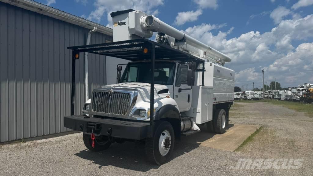 Altec LRV55 Auto hoogwerkers