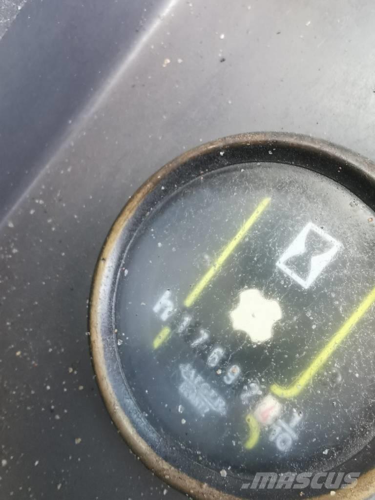 CASE WX 150 Wielgraafmachines