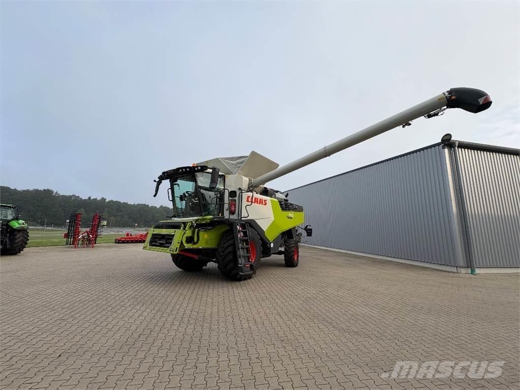 CLAAS TRION 750 Maaidorsmachines