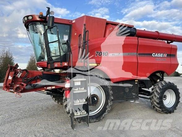 Case IH 7010 Maaidorsmachines