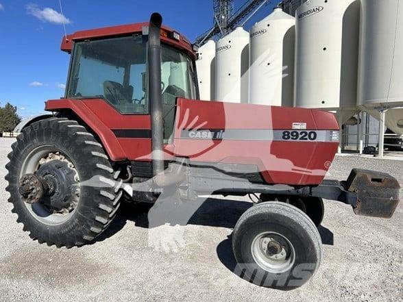 Case IH 8920 Tractoren