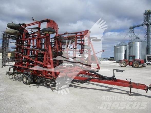 Case IH TM14 Cultivatoren