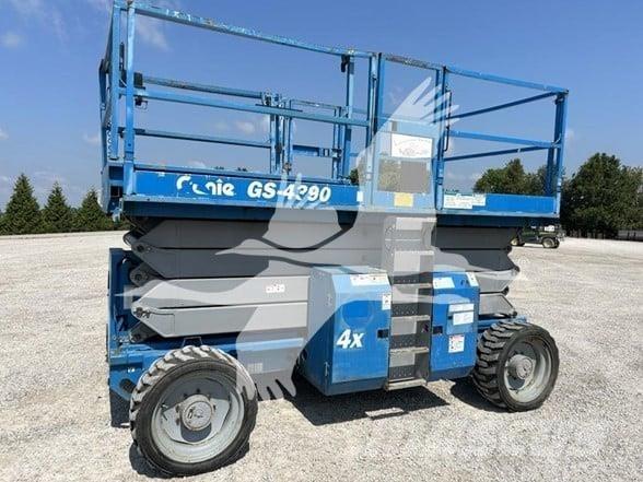 Genie GS4390RT Schaarhoogwerkers