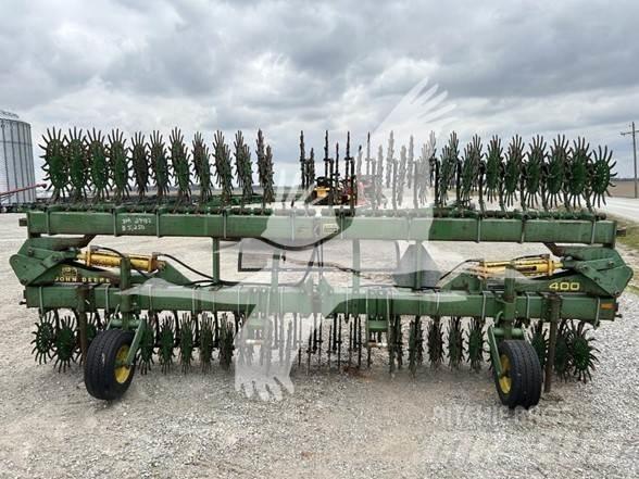 John Deere 400 Overige grondbewerkingsmachines en accessoires