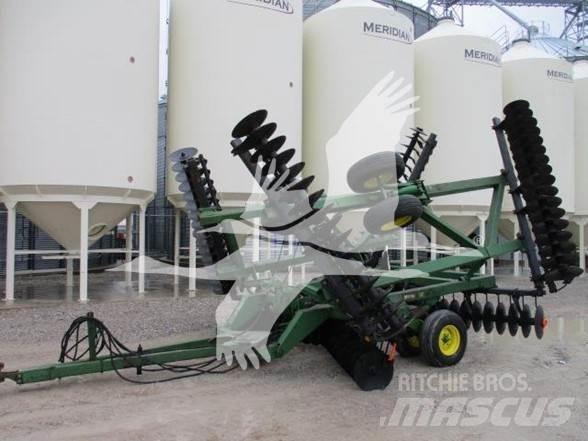 John Deere 630 Schijveneggen