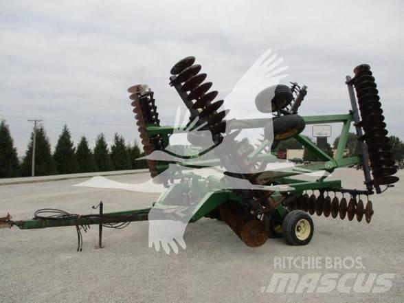 John Deere 630 Schijveneggen