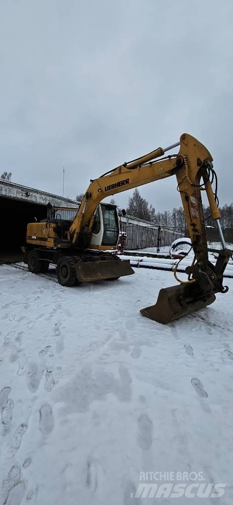 Liebherr A 900 C Wielgraafmachines