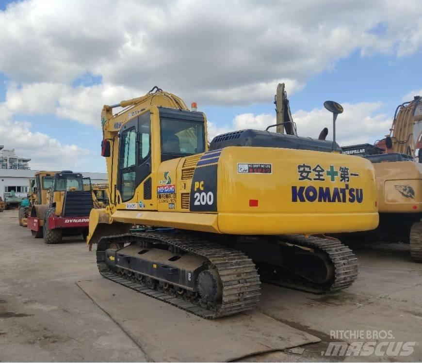 Komatsu PC 200-8 Rupsgraafmachines