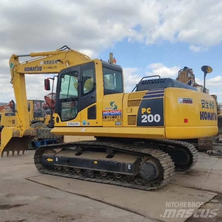 Komatsu PC 200-8 Rupsgraafmachines