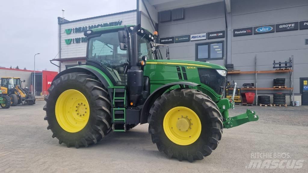 John Deere 6230 R Tractoren