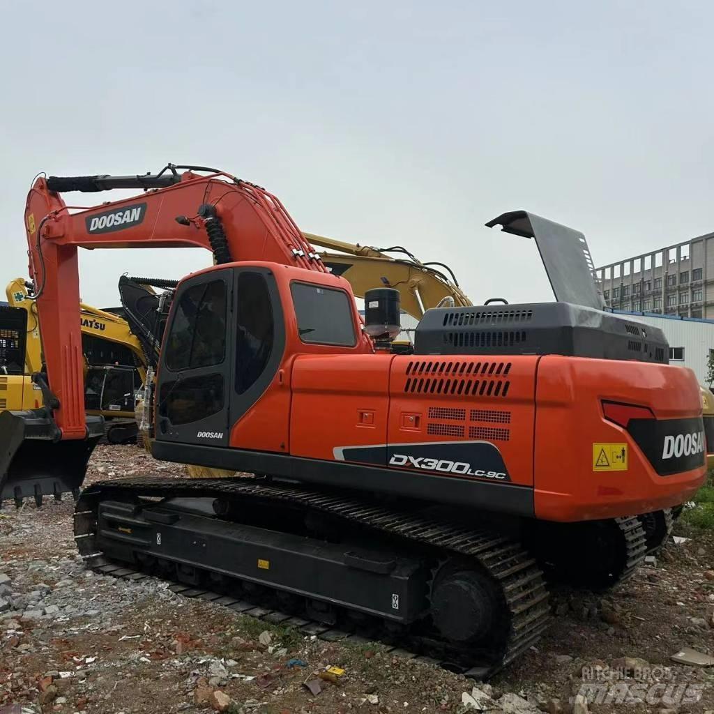Doosan DX 300 LC-9c Rupsgraafmachines