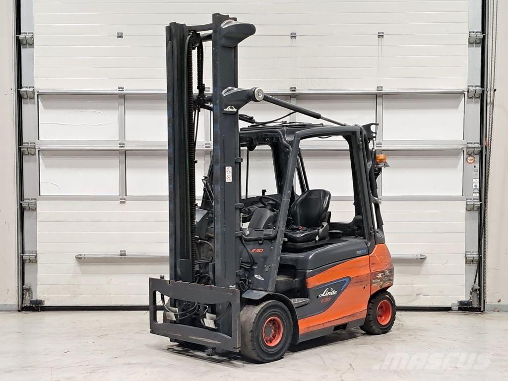 Linde E30-01 Elektrische heftrucks