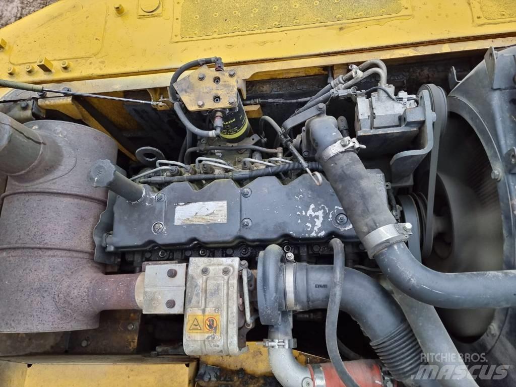 Komatsu PC 210-8 Rupsgraafmachines