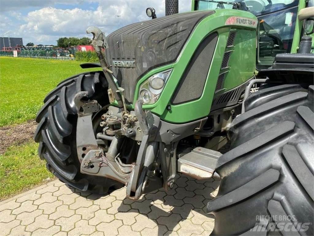 Fendt 724 PROFI Tractoren
