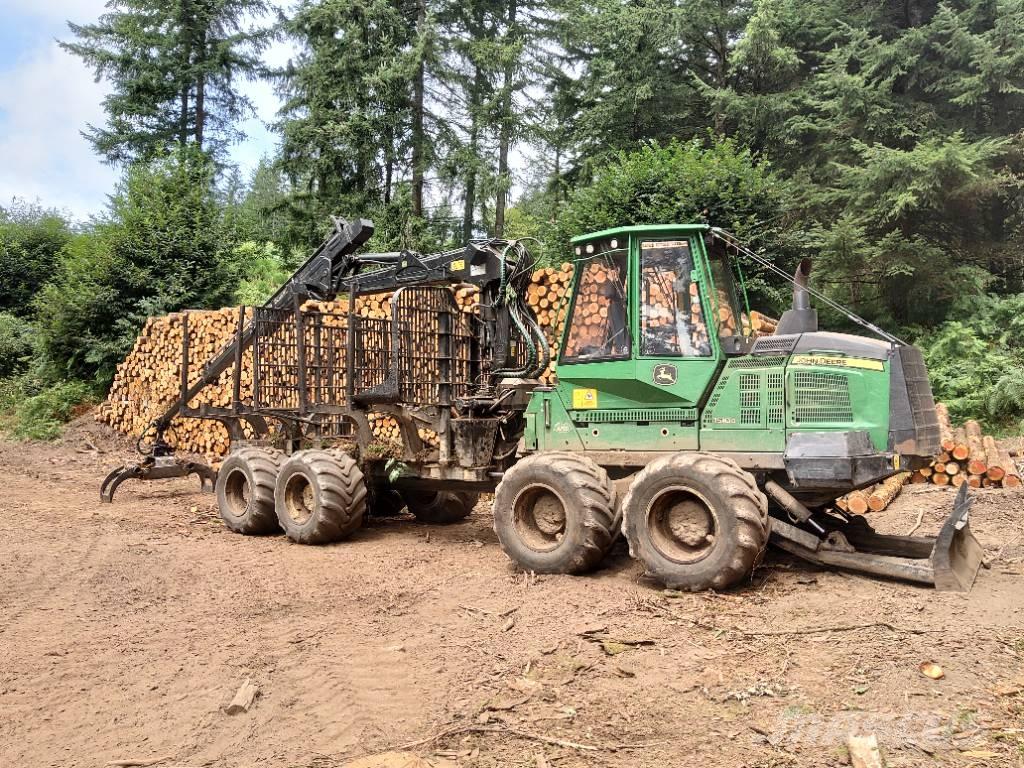 John Deere 1510 G Uitrijwagens