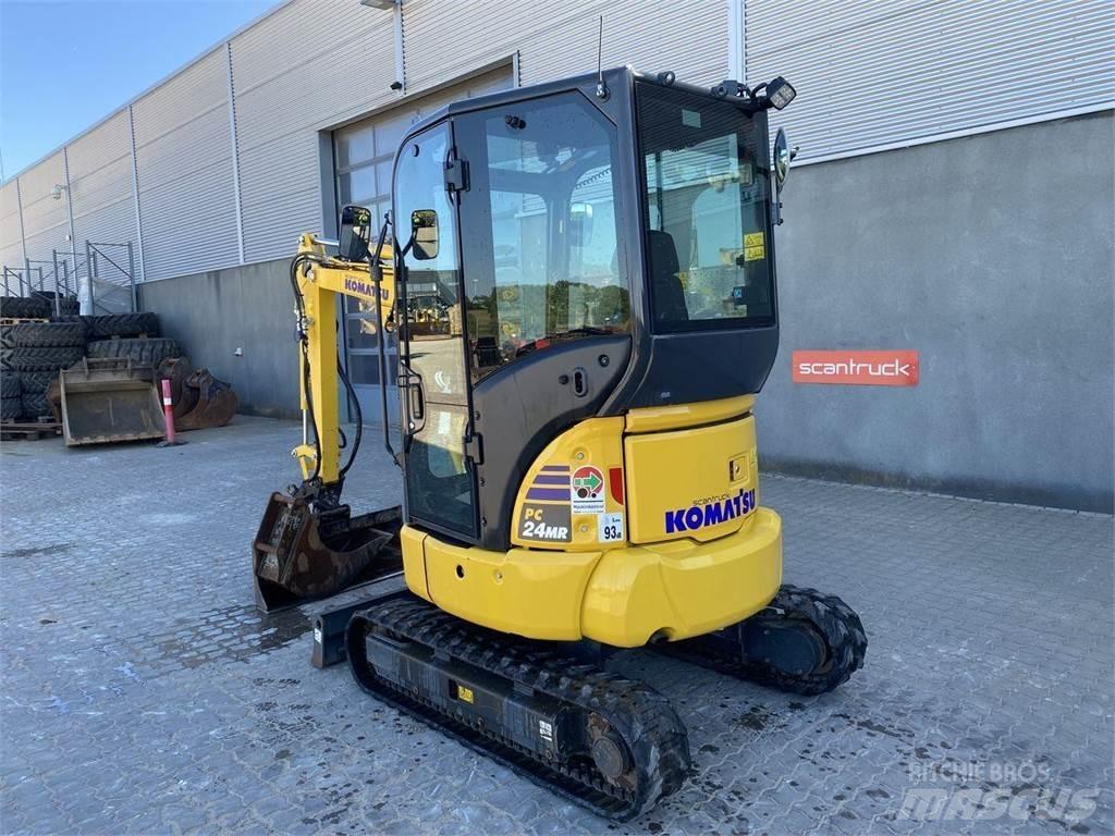 Komatsu PC24MR-5 Wielgraafmachines