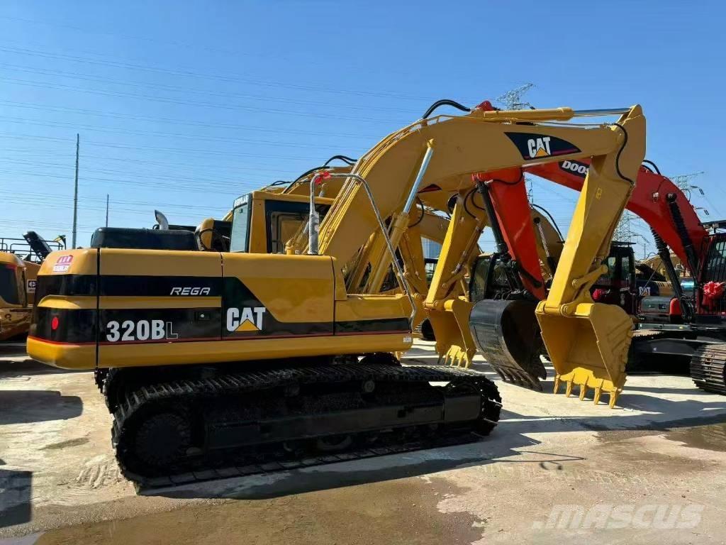 CAT 320 B L Rupsgraafmachines