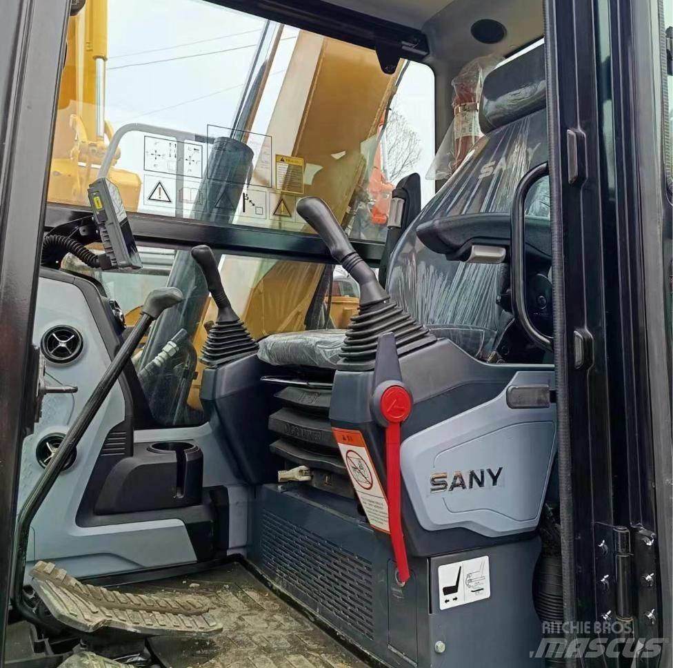 Sany SY 75 C pro Rupsgraafmachines